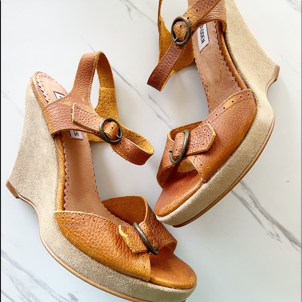 Steve Madden Brown Leather Buckle Wedge Sandals